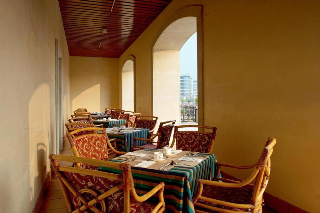 Dragon Lake Princess Hotel Guangzhou Exterior photo