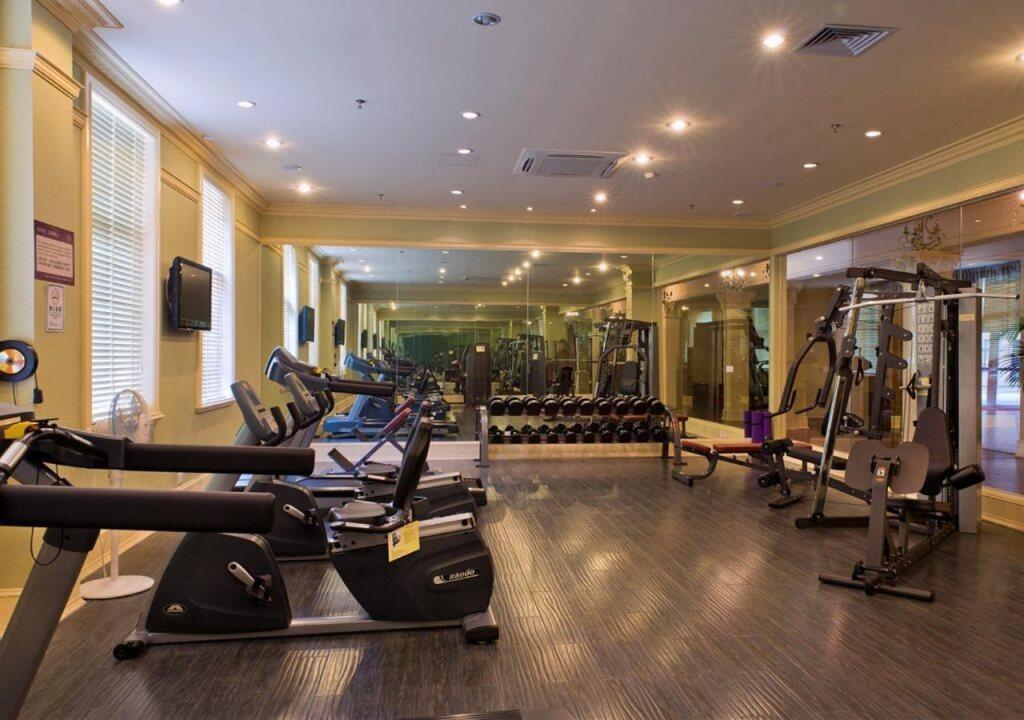Dragon Lake Princess Hotel Guangzhou Exterior photo