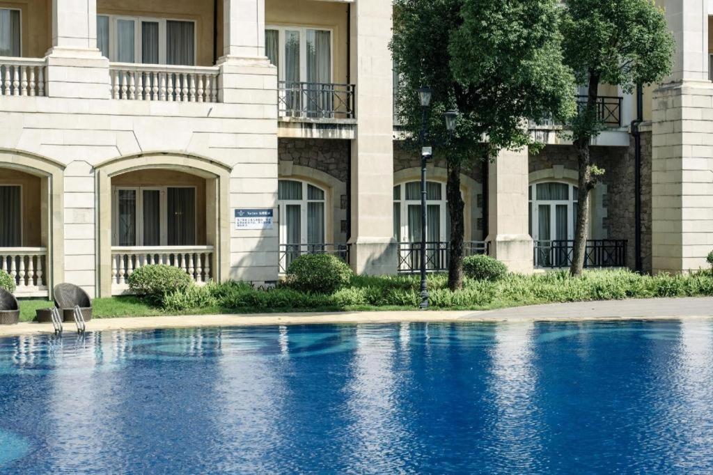 Dragon Lake Princess Hotel Guangzhou Exterior photo